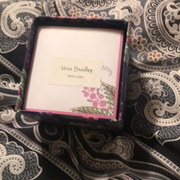 Vera Bradley Other - SOLD!!Vera Bradley Note cubes. Brand New!